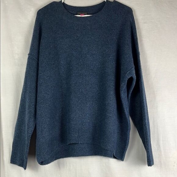 Dark Blue Oversized Vince Camuto Center Seam Cozy Sweater - Picture 1 of 6